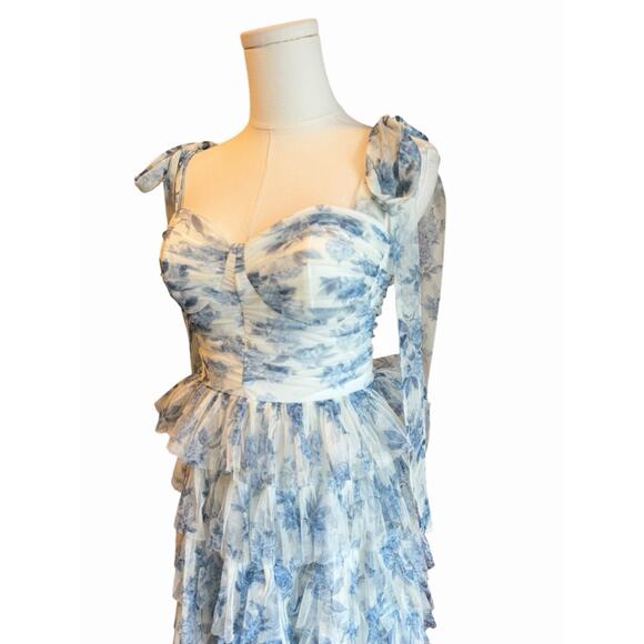 B Smart Maxi Dress Juniors 7 Blue Bonnet Fairy Cinderella Ball Gown Prom Wedding - Picture 3 of 9